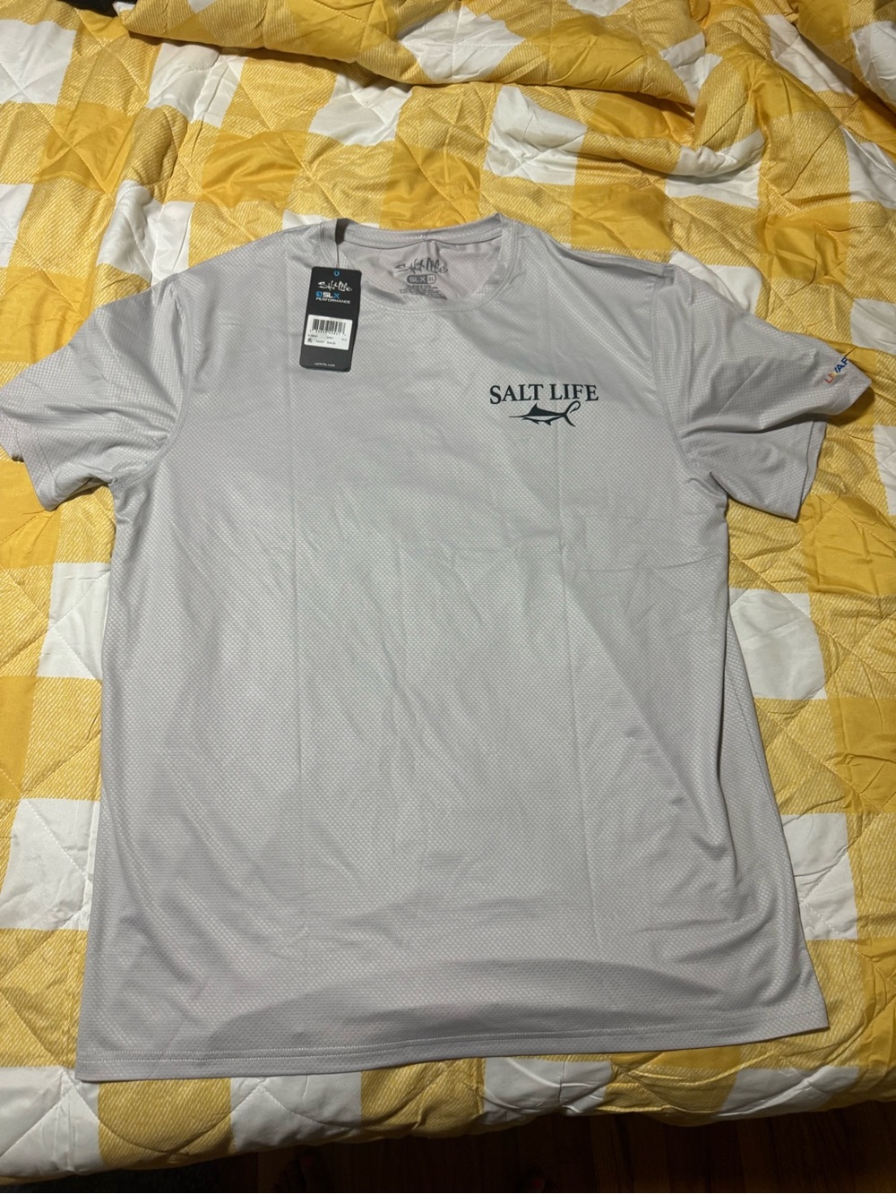 Salt Life Short-Sleeve Performance Tee in Light Gray